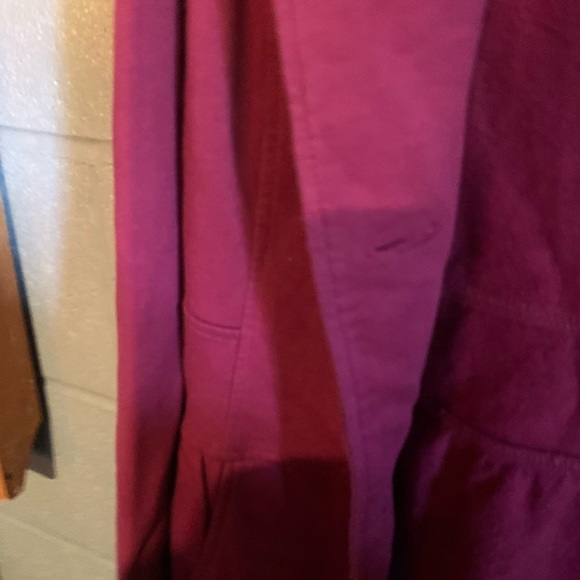 Prana Women’s Stylish Burgundy Coat Size Small - Picture 3 of 11